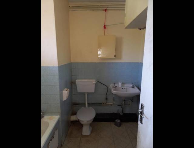 1 BEDROOM APARTMENT FOR SALE IN EMPANGENI CENTRAL